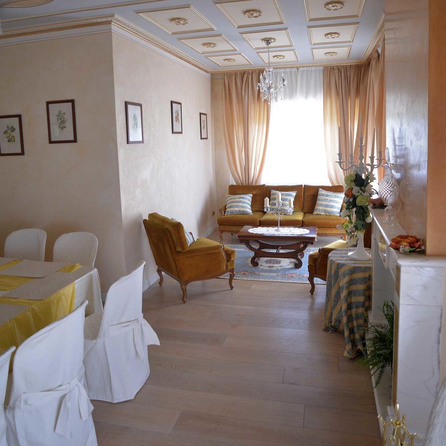 La Locanda Francigena Bed & Breakfast Lucca Bagian luar foto