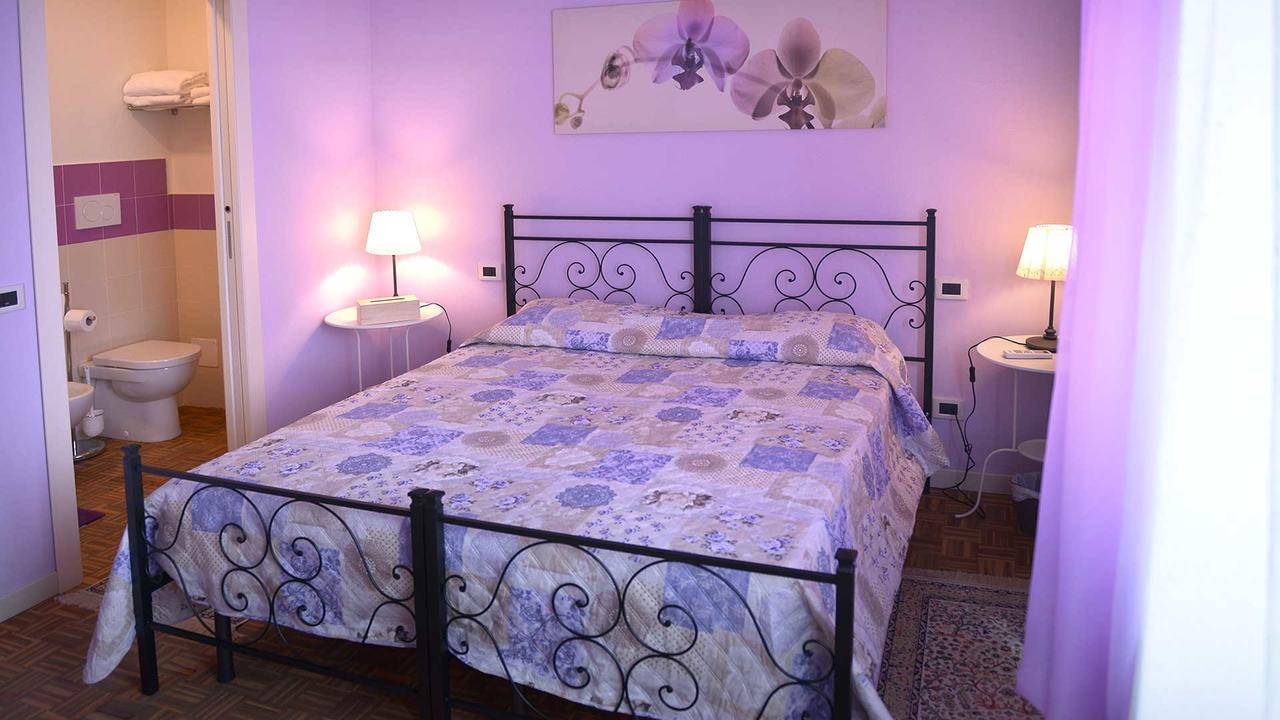 La Locanda Francigena Bed & Breakfast Lucca Bagian luar foto