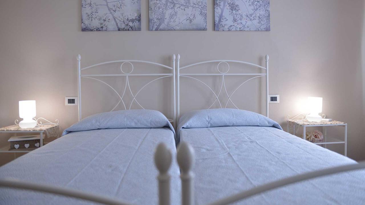 La Locanda Francigena Bed & Breakfast Lucca Bagian luar foto